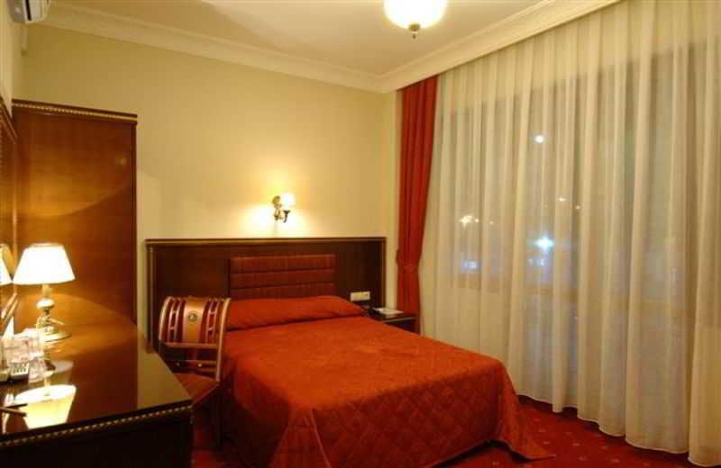 Pasha Palas Hotel Izmit Ngoại thất bức ảnh